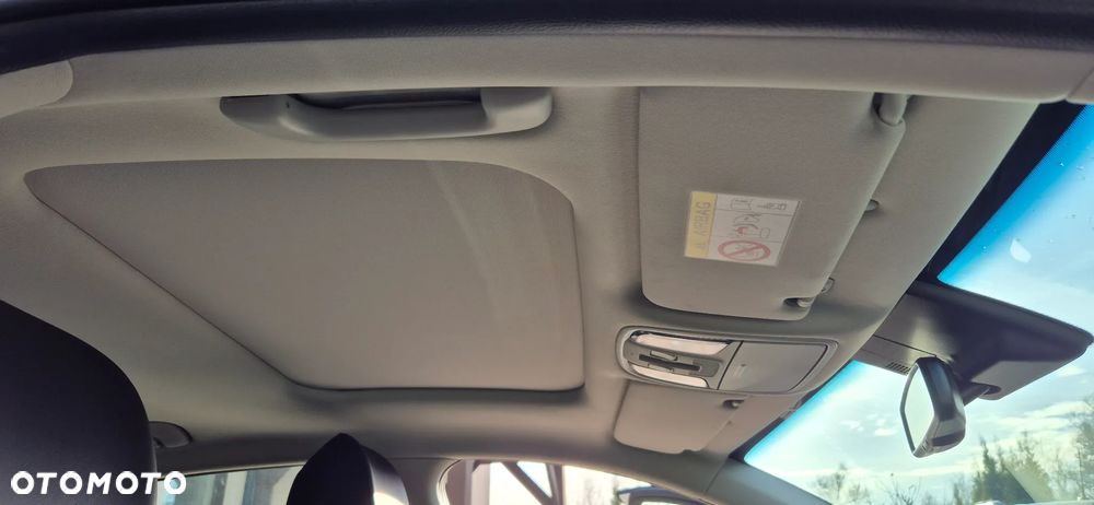 Kia Stinger 2.0 T-GDI L - 26