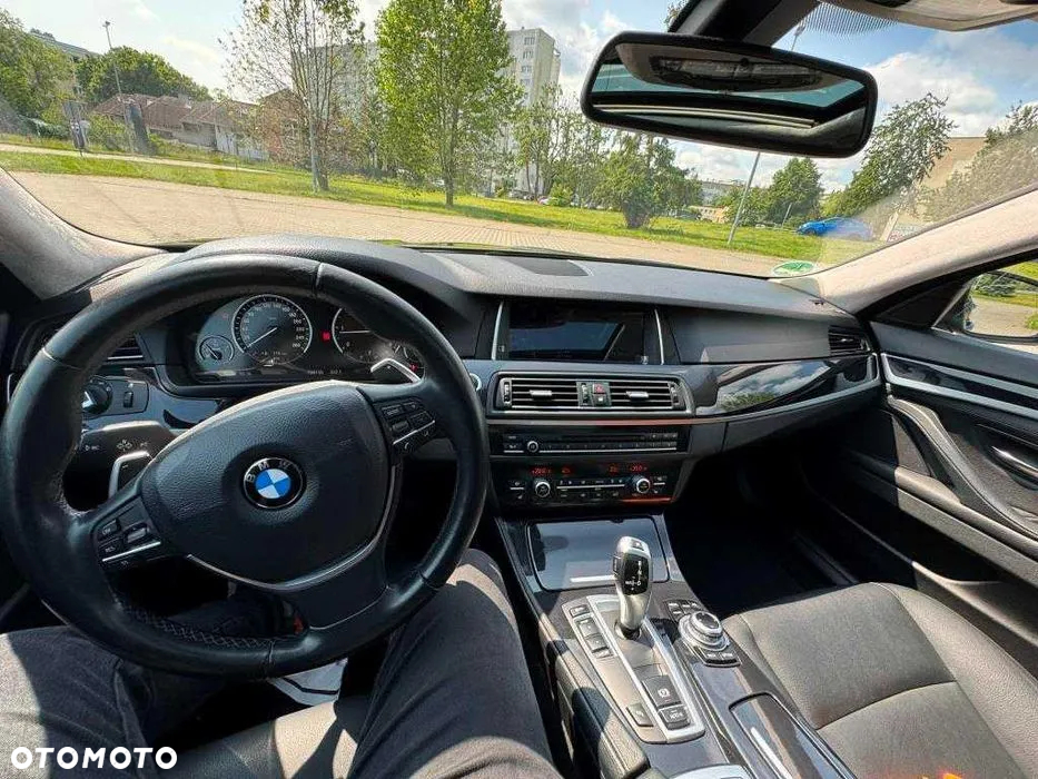 BMW Seria 5 520d - 3
