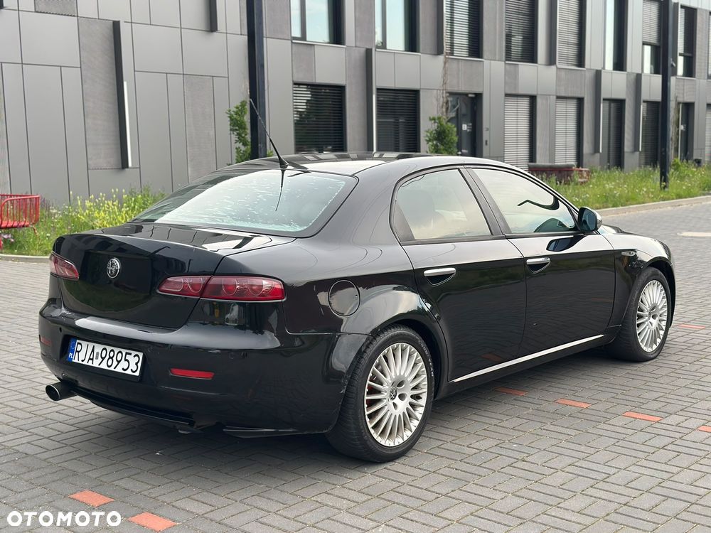 Alfa Romeo 159 - 5