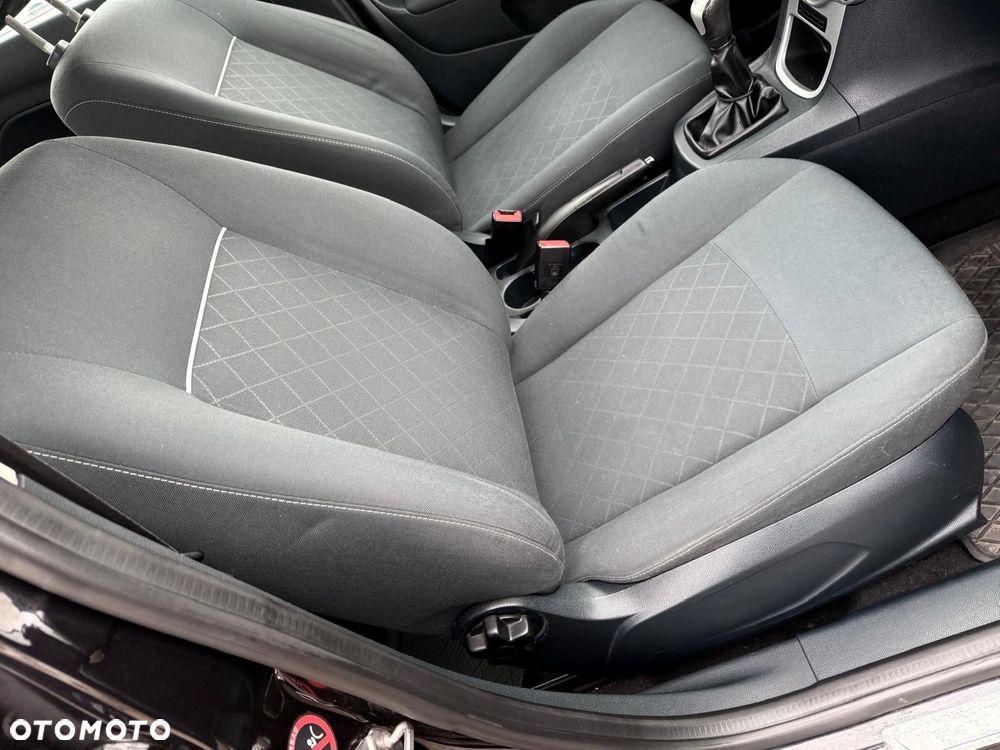 Ford Fiesta 1.25 Celebration - 22