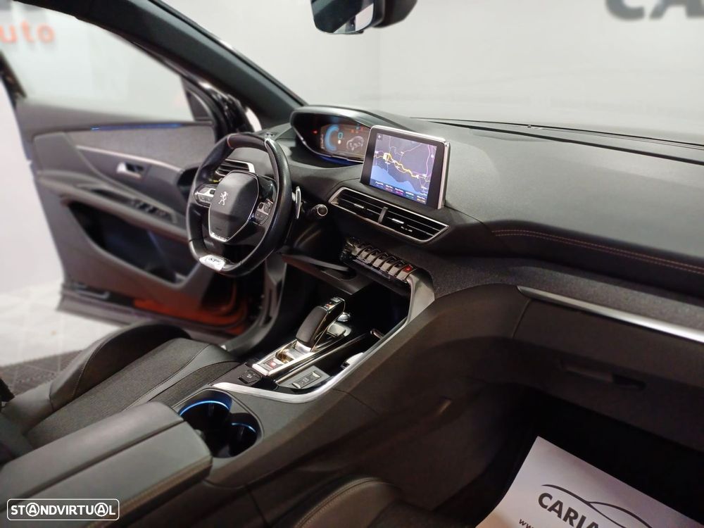 Peugeot 3008 1.6 Hybrid4 GT e-EAT8 - 22