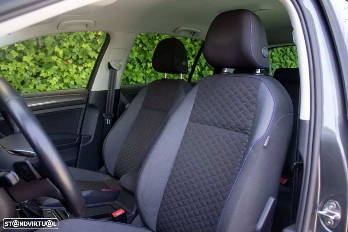 VW Golf 1.6 TDI Confortline DSG - 12