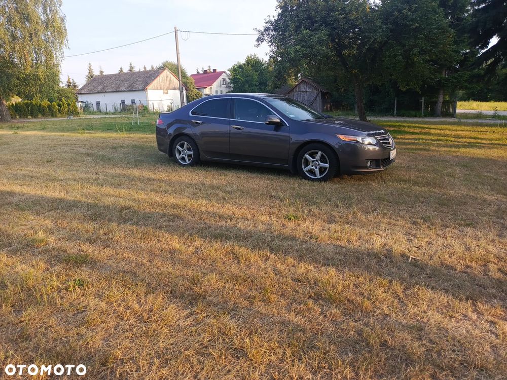 Honda Accord - 1