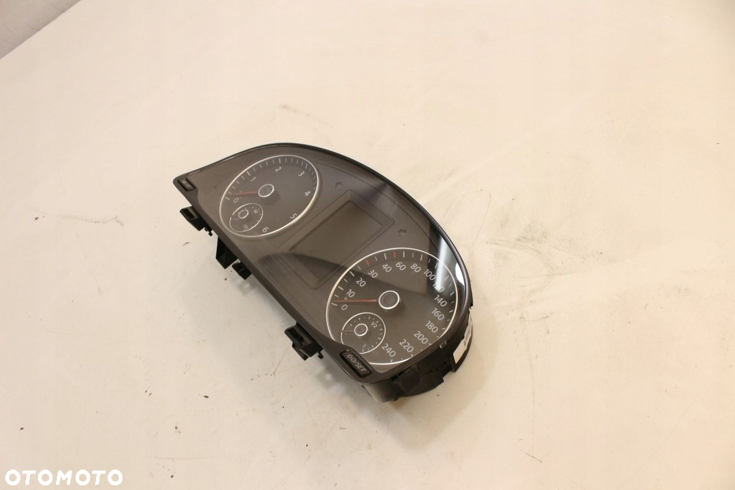 Licznik Zegary 1T0920875J VW Touran II 2010-2015 2.0 TDI EU - 2