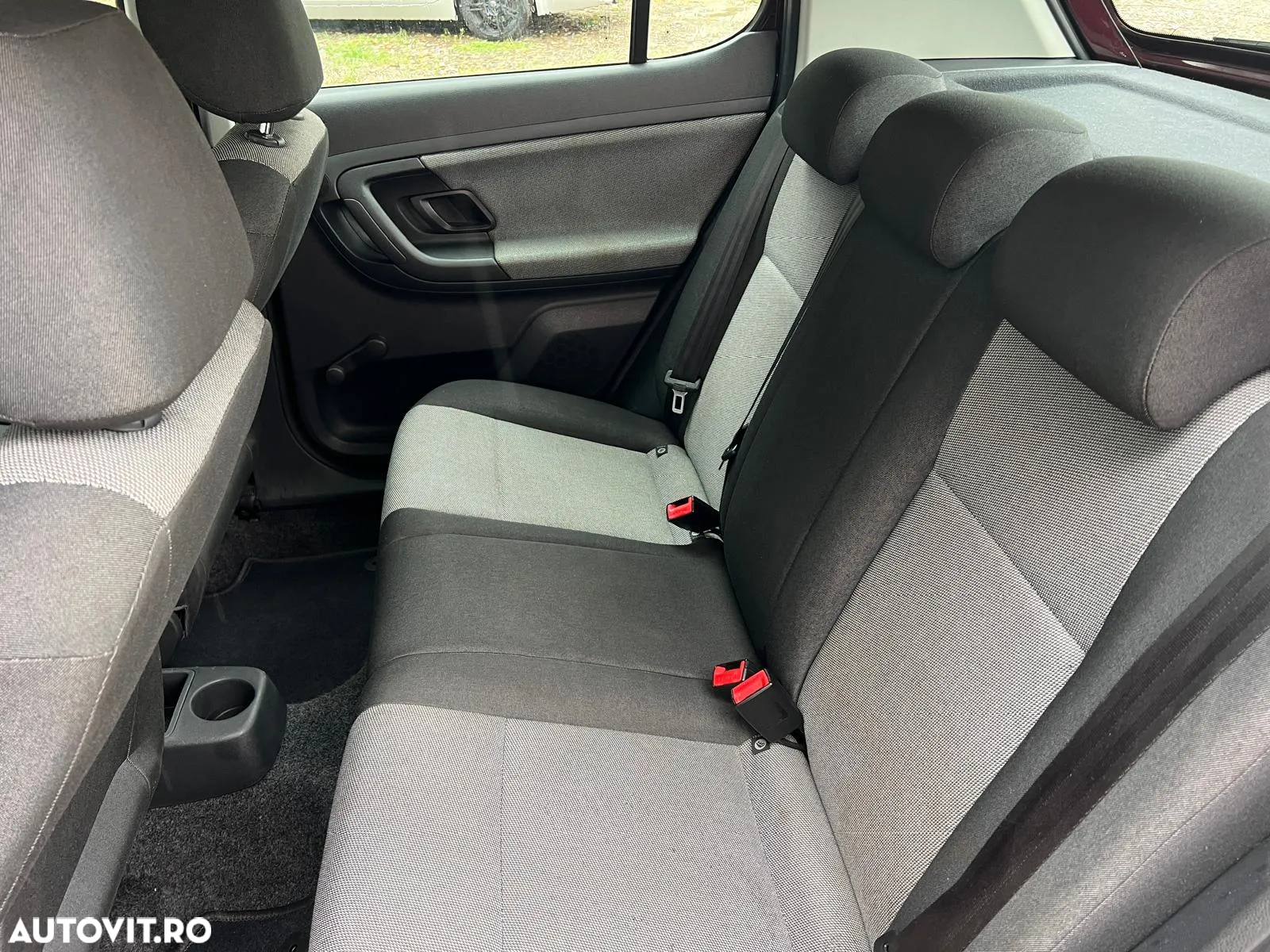 Skoda Fabia 1.2 HTP - 10
