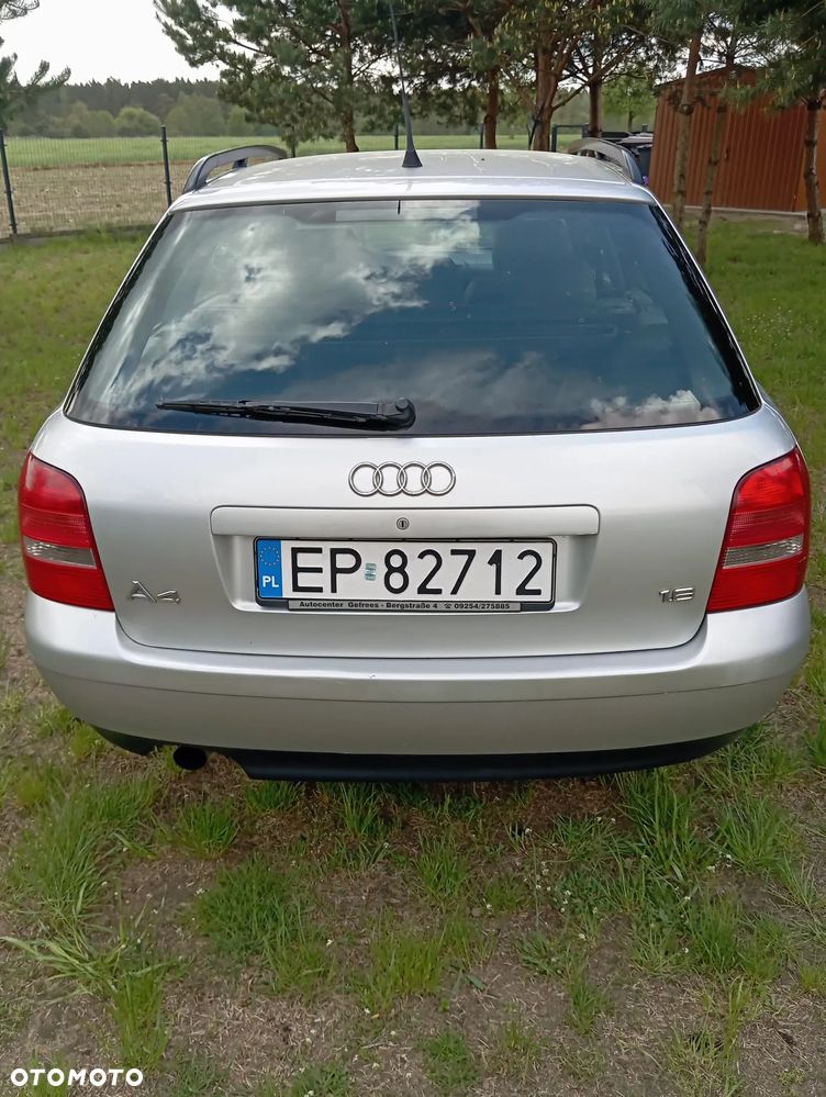 Audi A4 Avant - 11