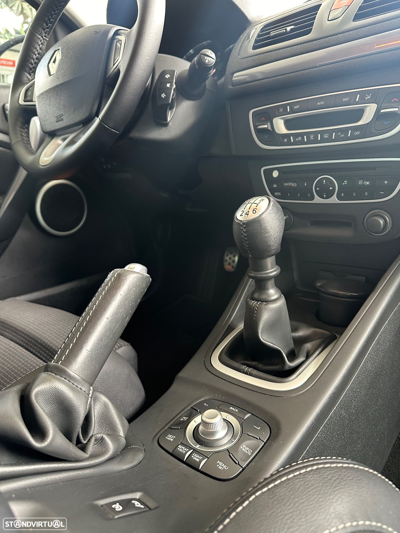 Renault Mégane Sport Tourer 1.5 dCi GT Line - 12