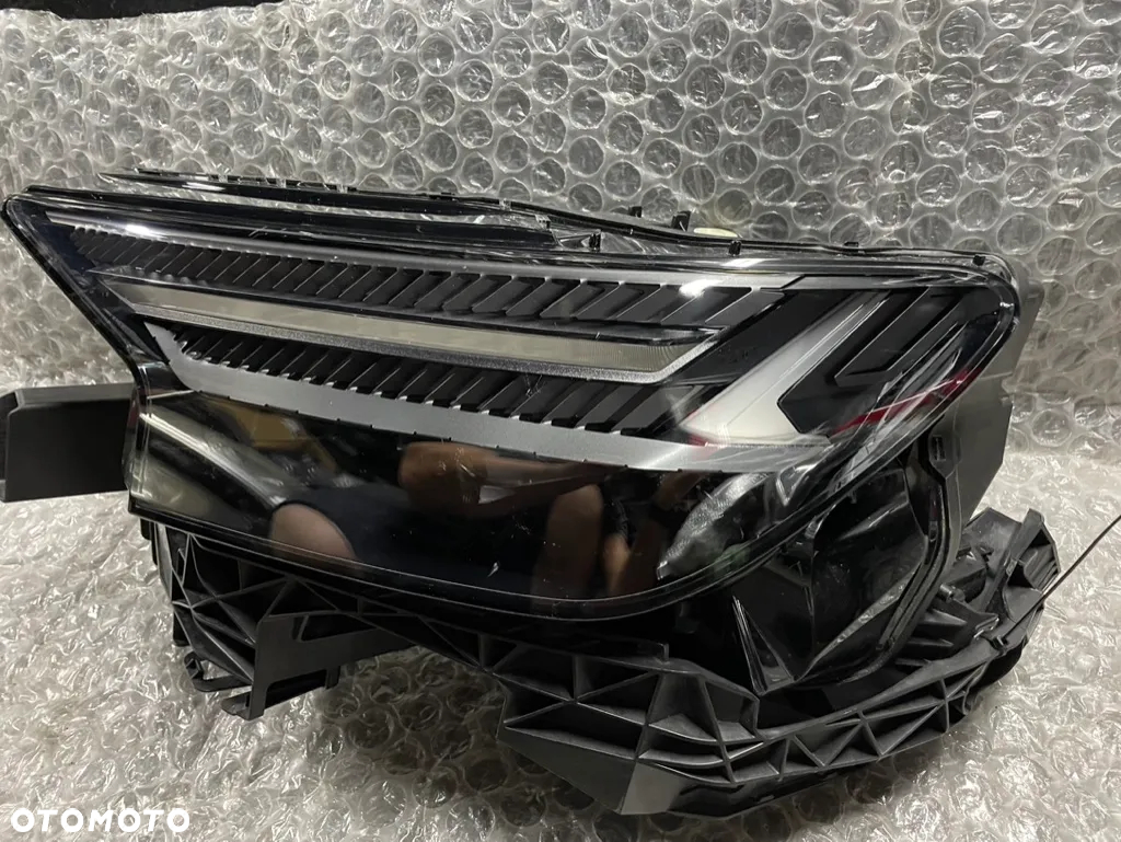 LAMPA LEWA PRZÓD PRZEDNIA FULL LED MATRIX AUDI Q4 E-TRON 89A941035D - 3