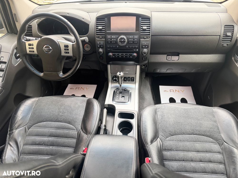 Nissan Navara 3.0 V6 dCi Double Cab LE Plus Aut. - 20