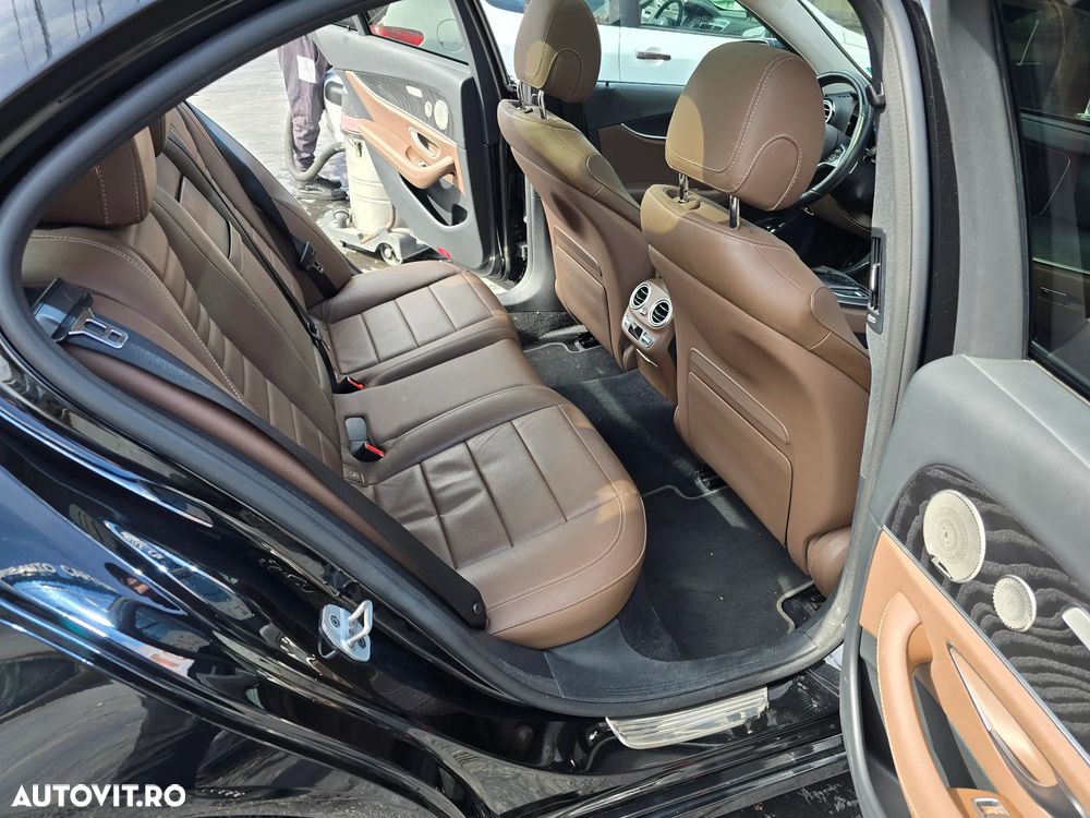Mercedes-Benz E - 7