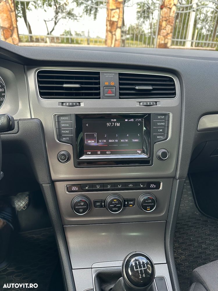 Volkswagen Golf 1.6 TDI DPF BMT Highline - 14