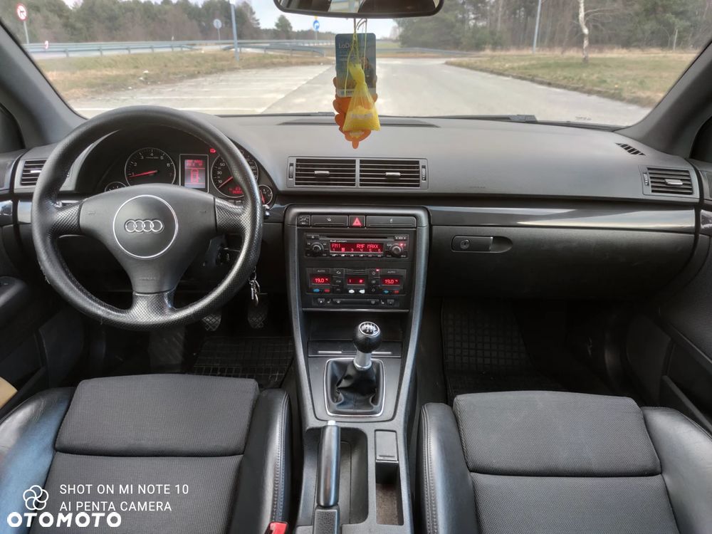 Audi A4 Avant 1.8 T - 22