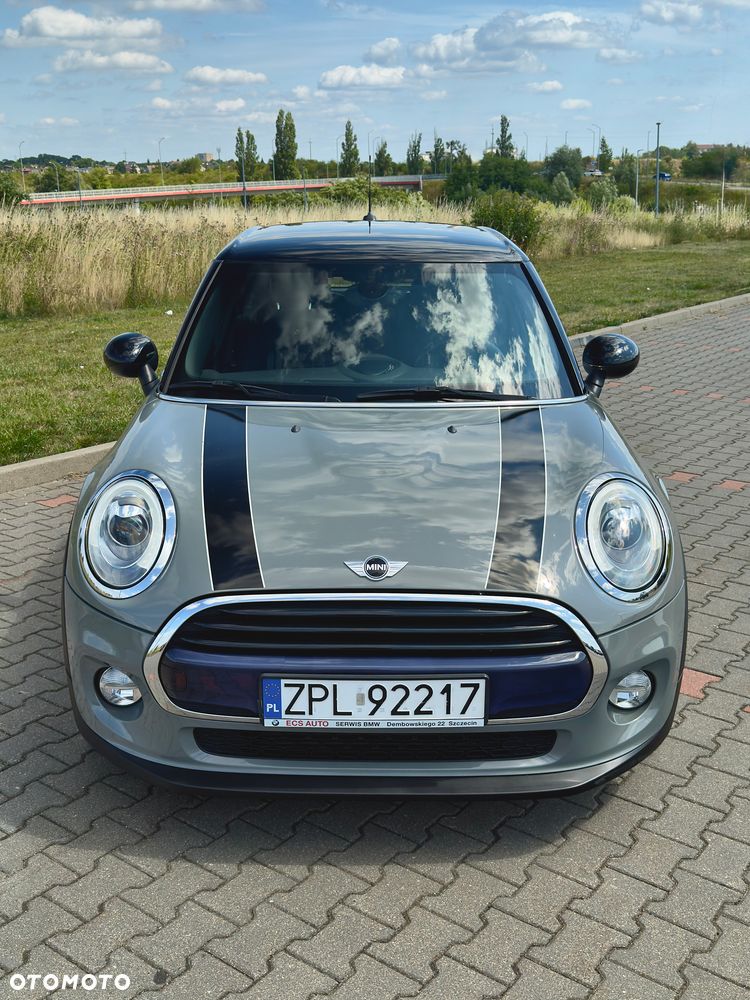 MINI Cooper Standard - 8