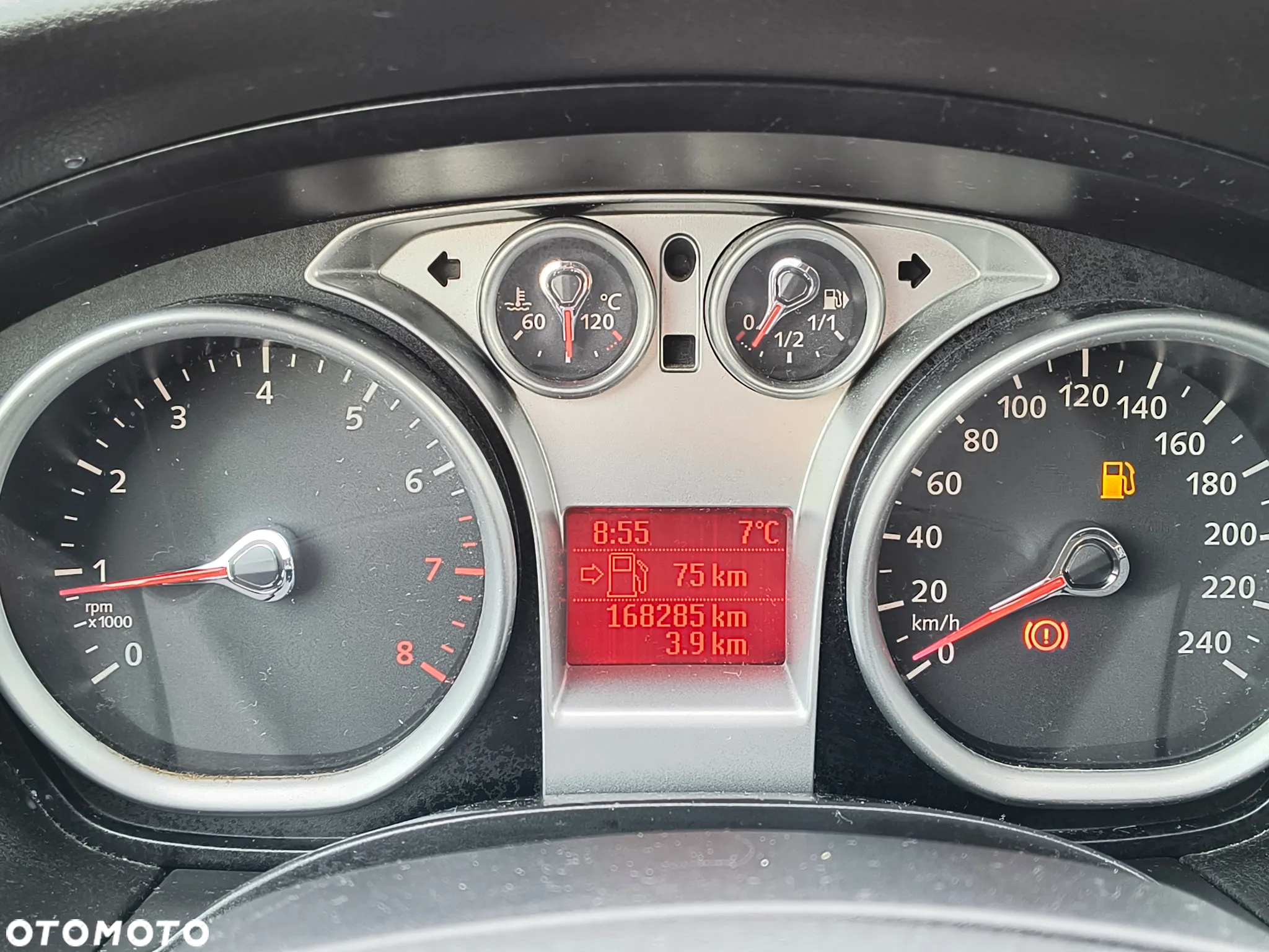 Ford Focus 1.6 16V Ghia - 22
