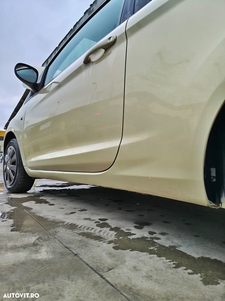 Ford Ka 1.2i Ambiente - 2