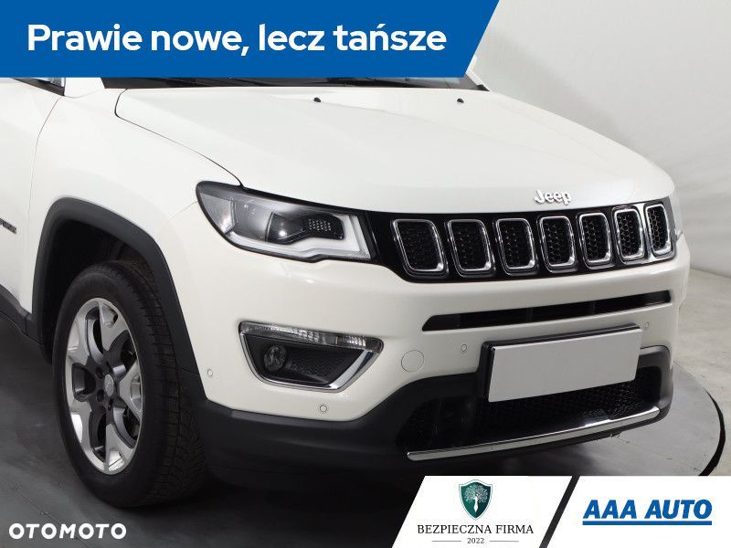 Jeep Compass - 23