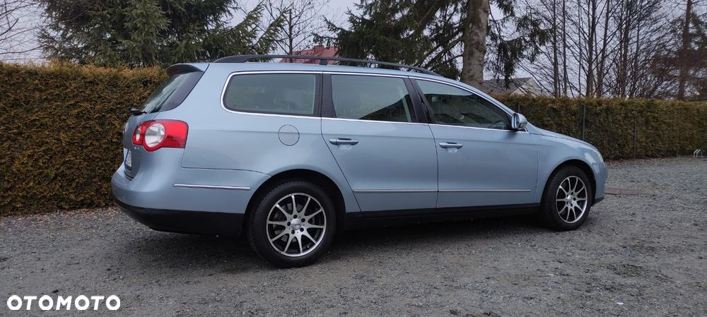 Volkswagen Passat 2.0 TDI DSG Comfortline - 3