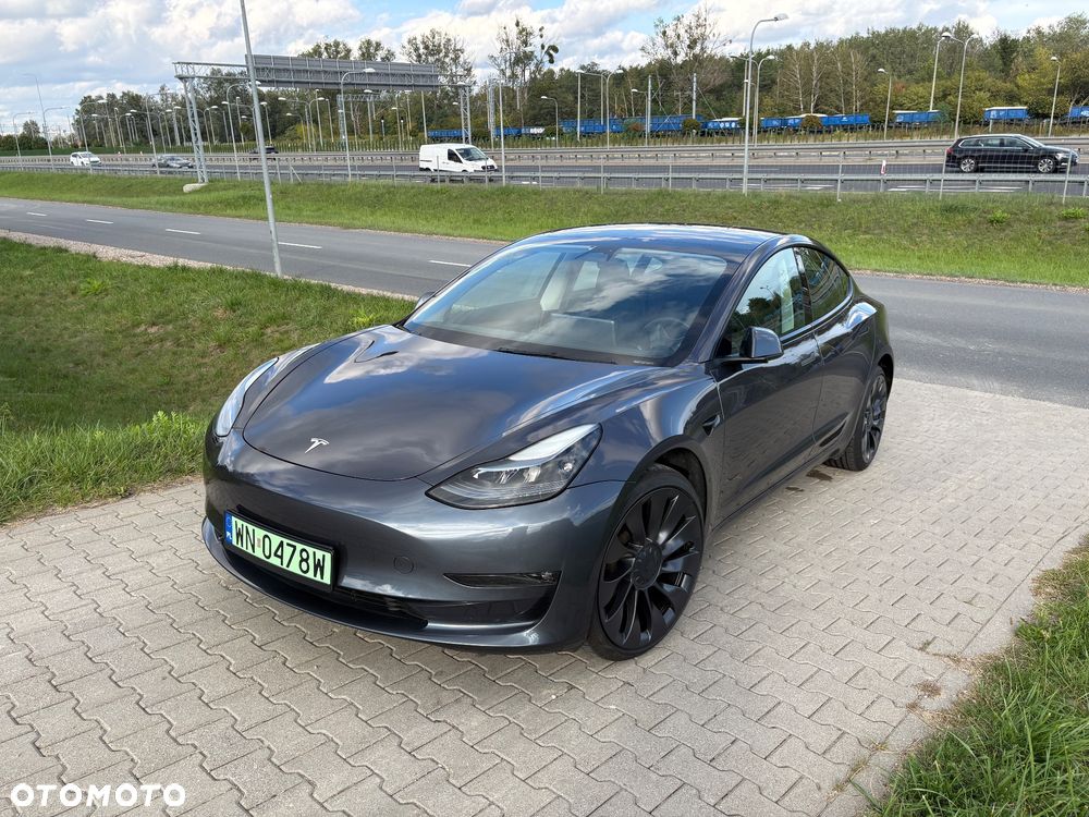 Tesla Model 3 - 17
