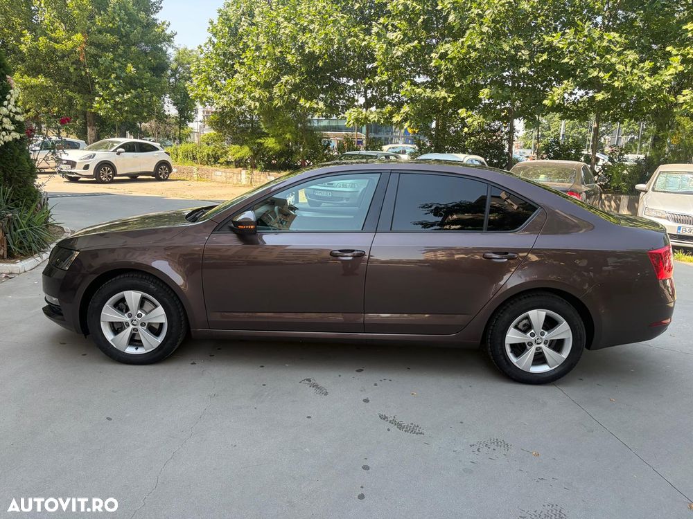 Skoda Octavia 1.5 TSI ACT DSG Ambition - 2