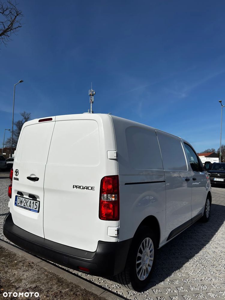 Toyota PROACE - 10