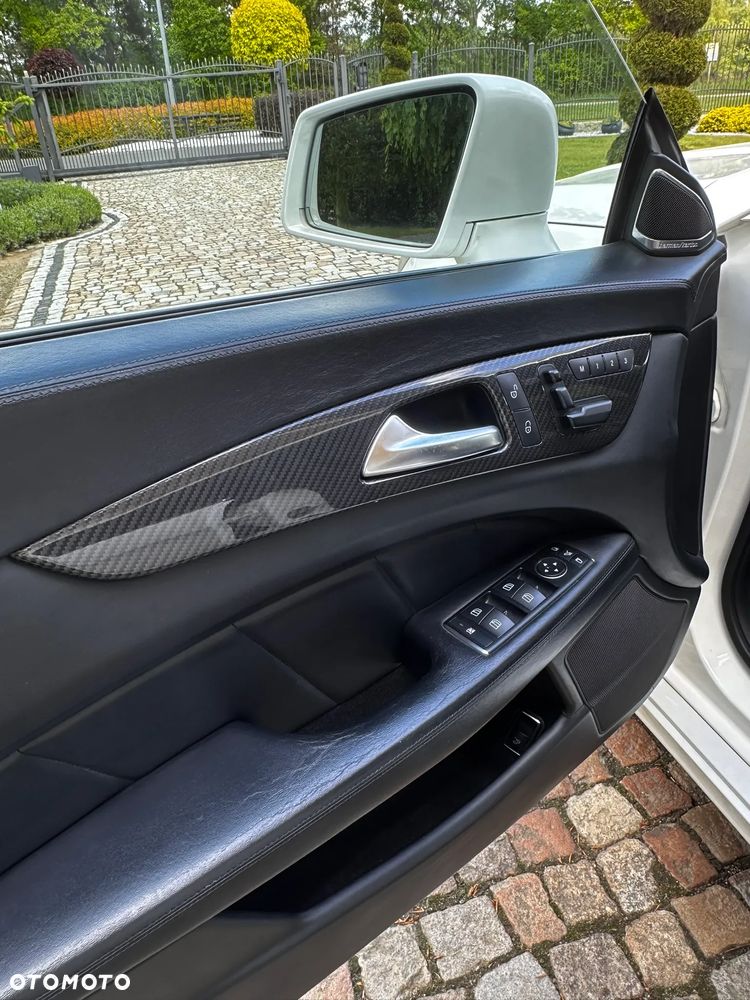Mercedes-Benz CLS 63 AMG AMG SPEEDSHIFT MCT - 24