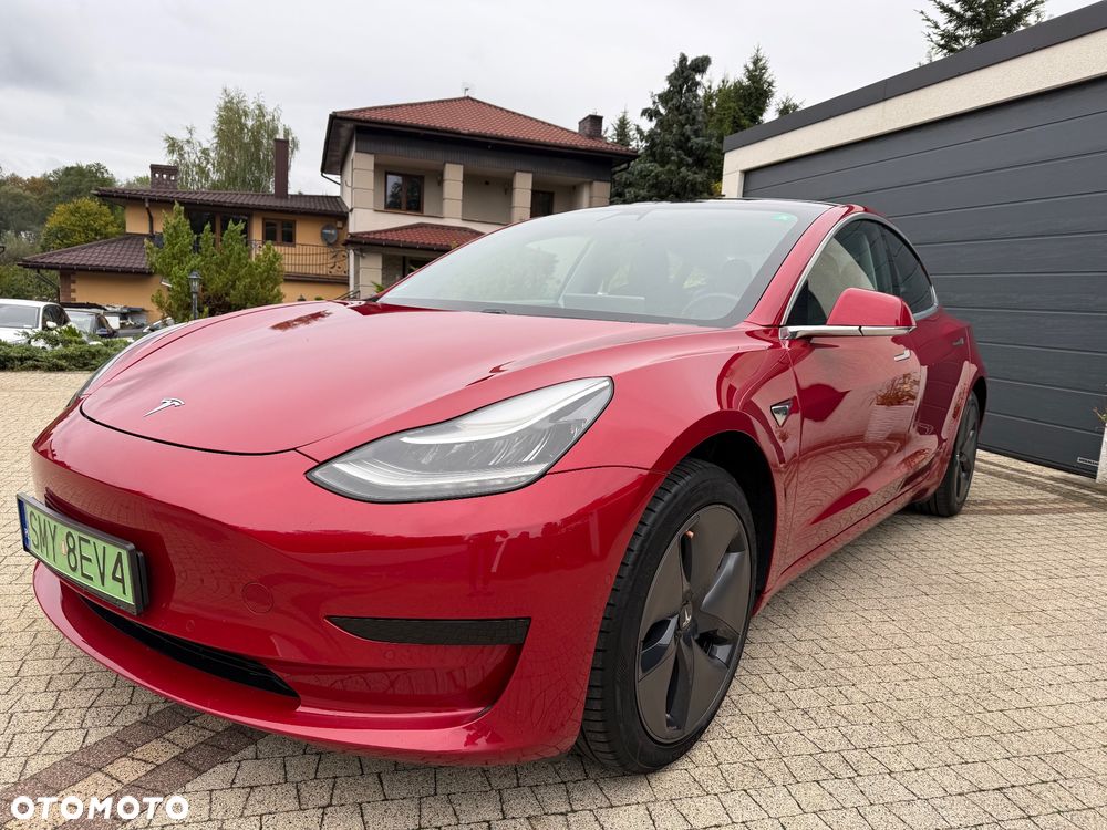 Tesla Model 3 - 12