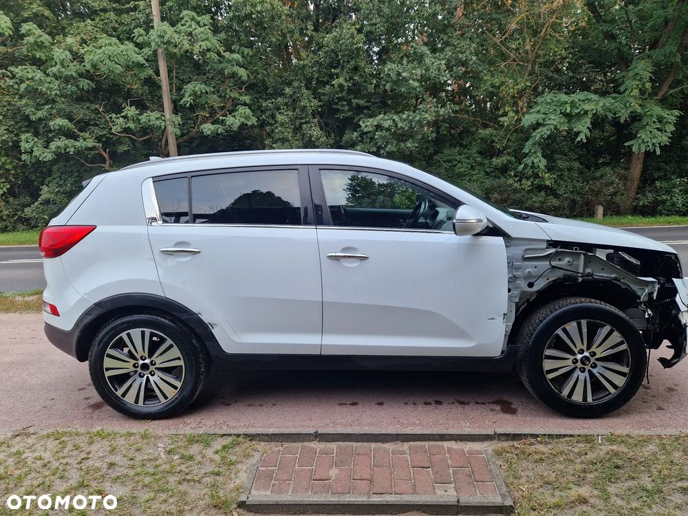 Kia Sportage 1.7 CRDI 2WD Dream-Team Edition - 3