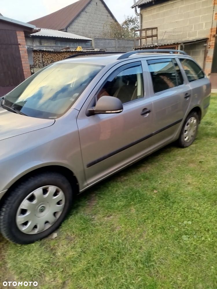 Skoda Octavia 1.6 Tour - 2