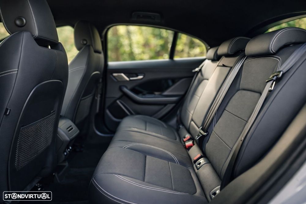 Jaguar I-Pace - 29
