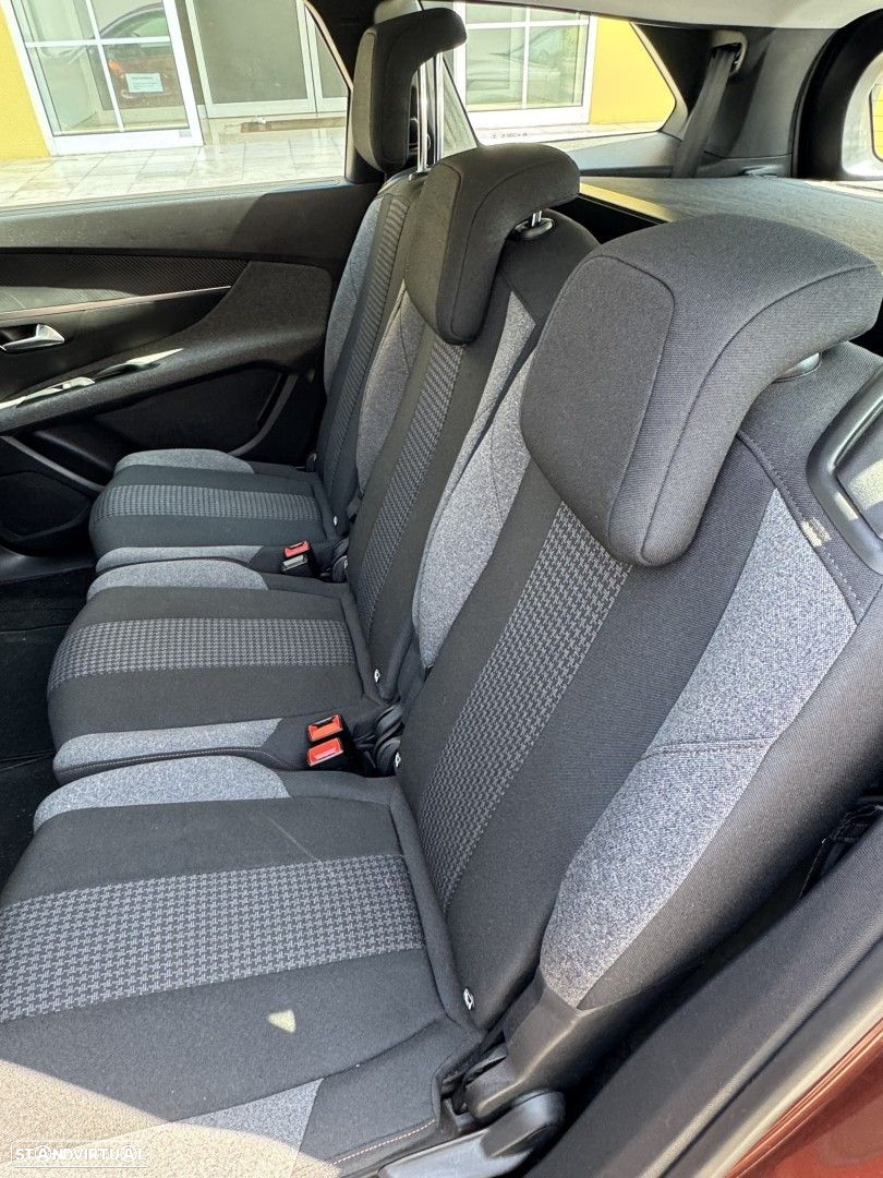 Peugeot 5008 1.2 PureTech Active Pack - 11
