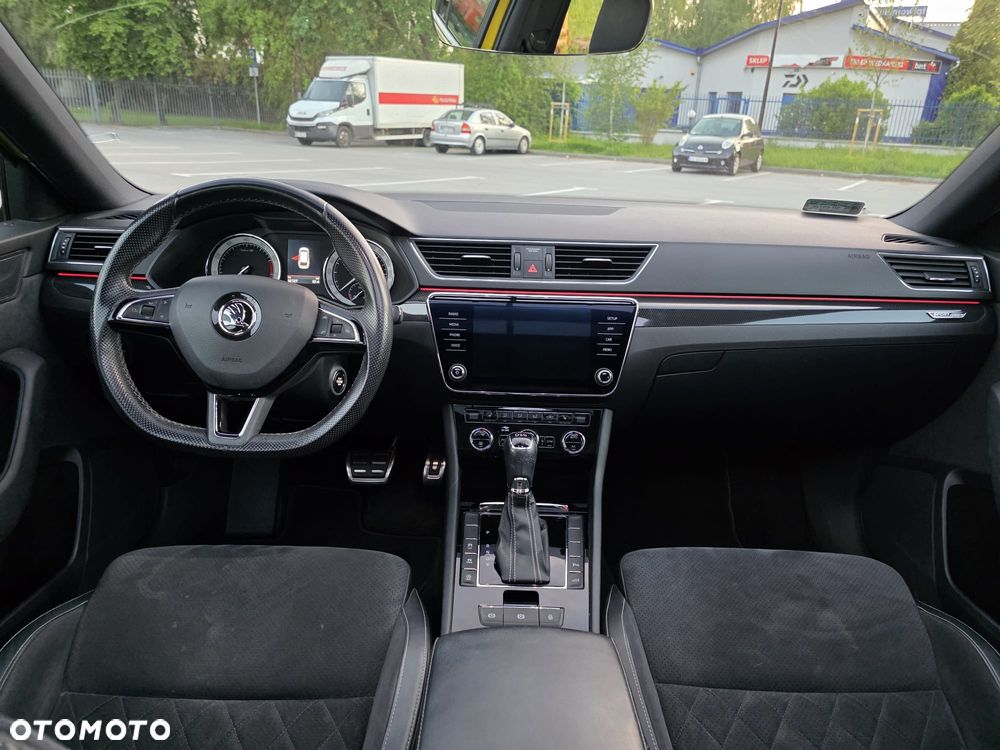 Skoda Superb 2.0 TSI Active DSG - 18