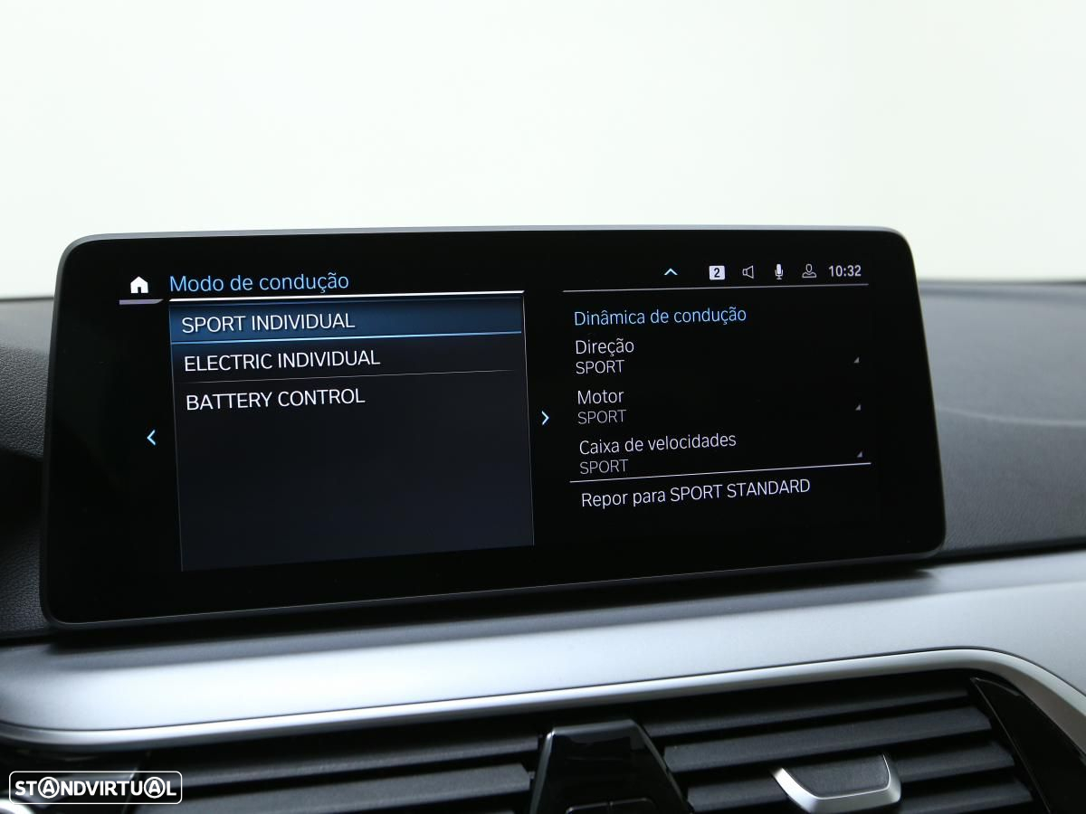 BMW 530 e - 23