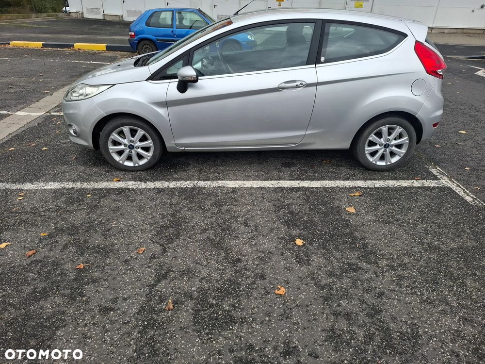 Ford Fiesta 1.25 Ghia - 5