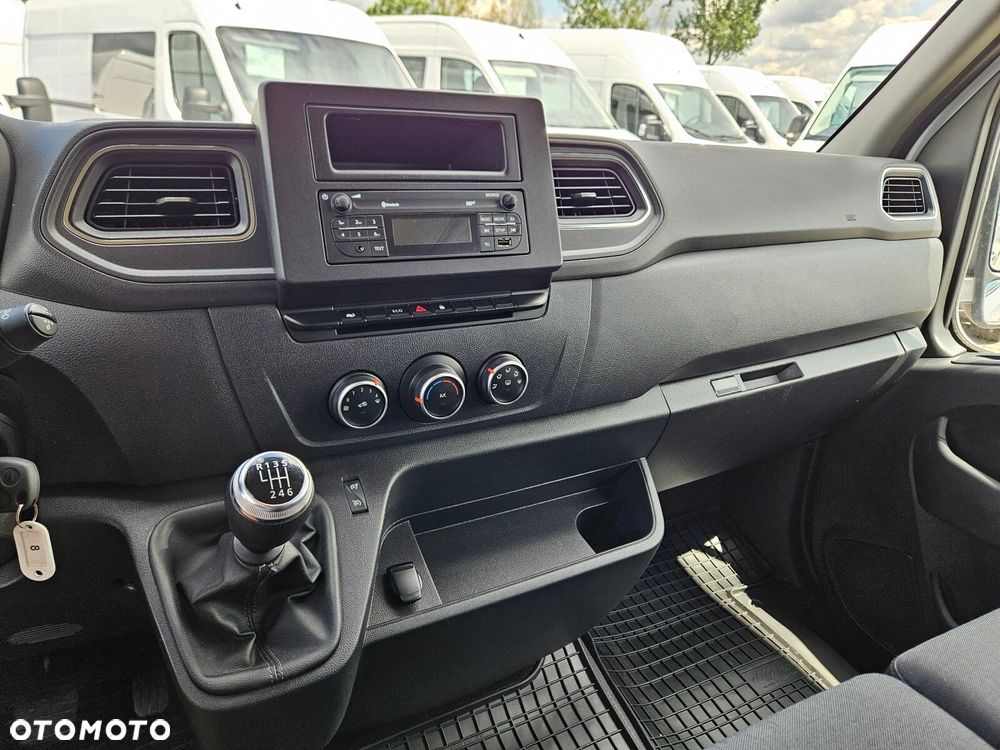 Renault Master L3H2 *99999zł Netto* Brygadówka 7 osób 2.3 dCi/136KM - 23