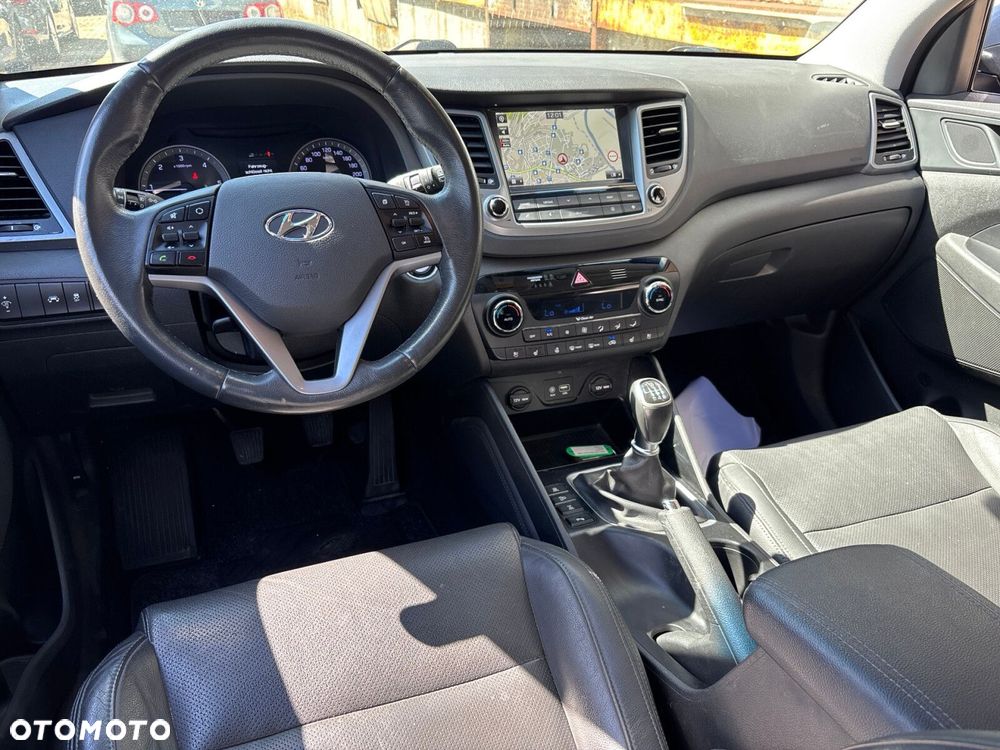 Hyundai Tucson - 33