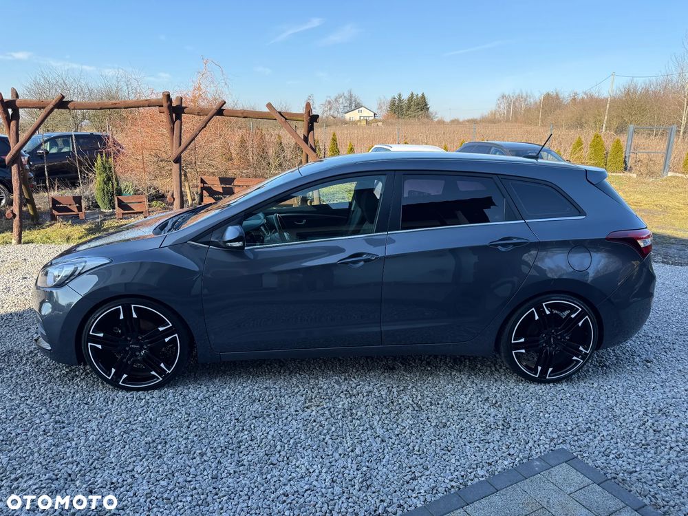 Hyundai i30 blue 1.6 CRDi Premium - 9