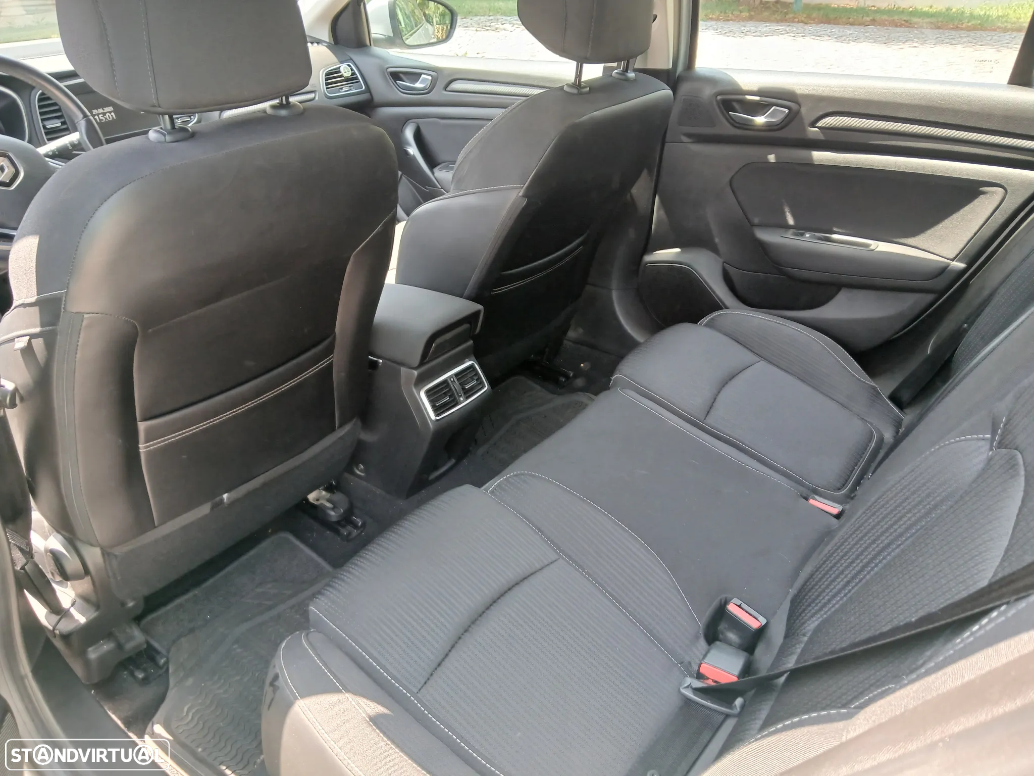 Renault Mégane Sport Tourer 1.5 Blue dCi Limited EDC - 16