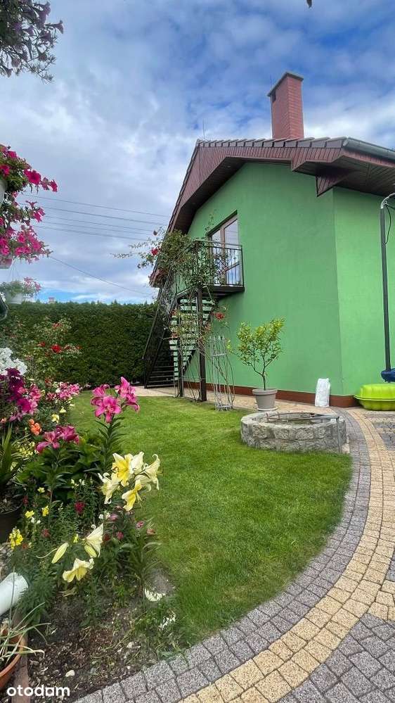 House - View 3