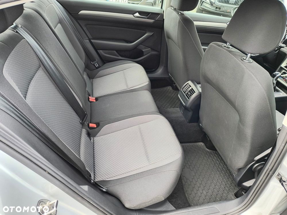 Volkswagen Passat 1.5 TSI EVO Essence - 15