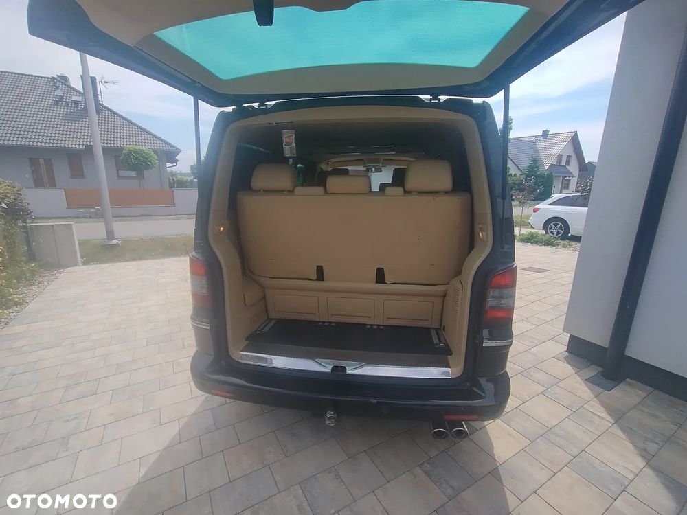 Volkswagen Multivan - 14
