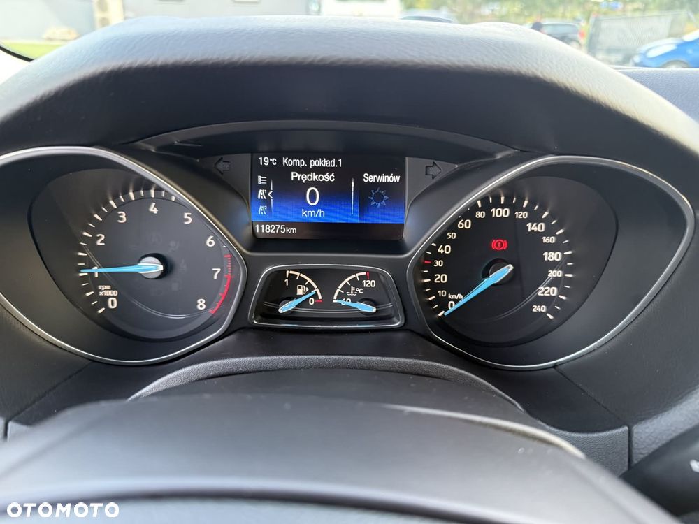 Ford Focus 1.0 EcoBoost Trend Edition Business - 25