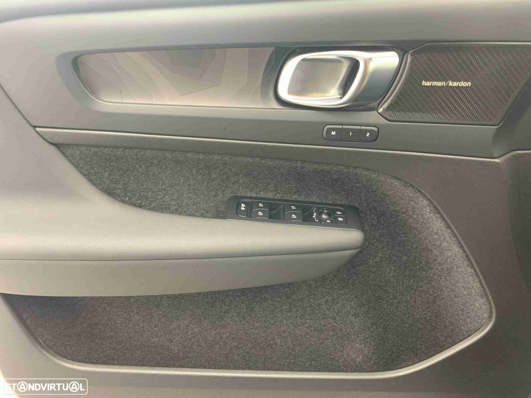 Volvo C40 Recharge Extended Range Ultimate - 11
