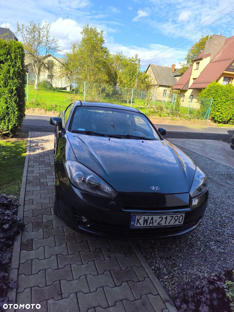 Hyundai Coupe 2008 photo 2
