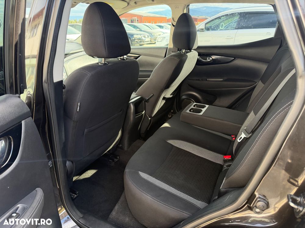 Nissan Qashqai 1.5 DCI TEKNA - 8
