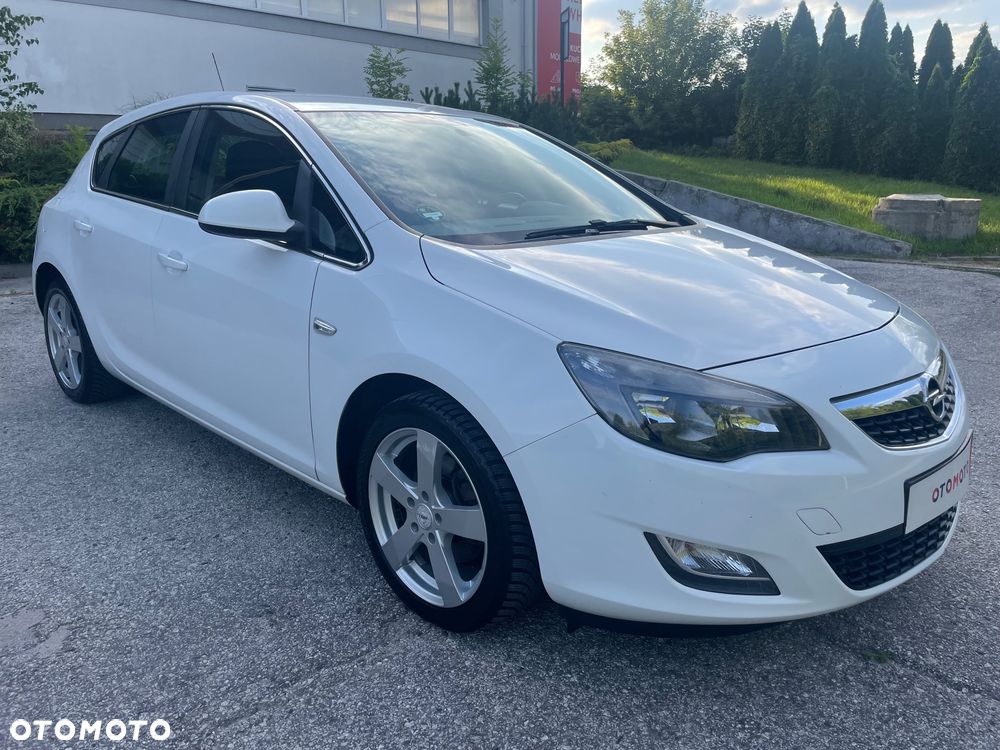 Opel Astra 1.7 CDTI DPF Innovation - 29