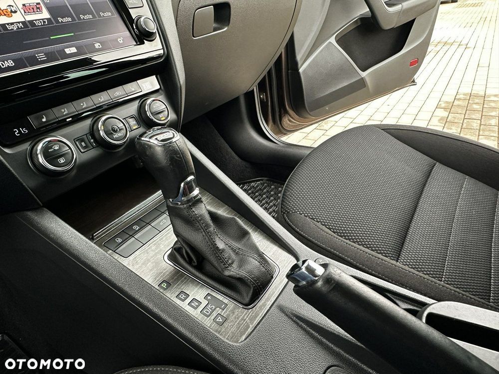 Skoda Octavia 2.0 TDI 4x4 DSG Scout - 30