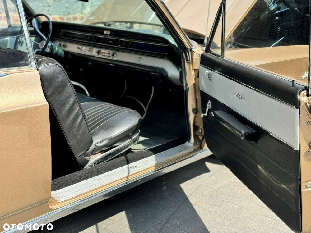 Oldsmobile Inny - 17