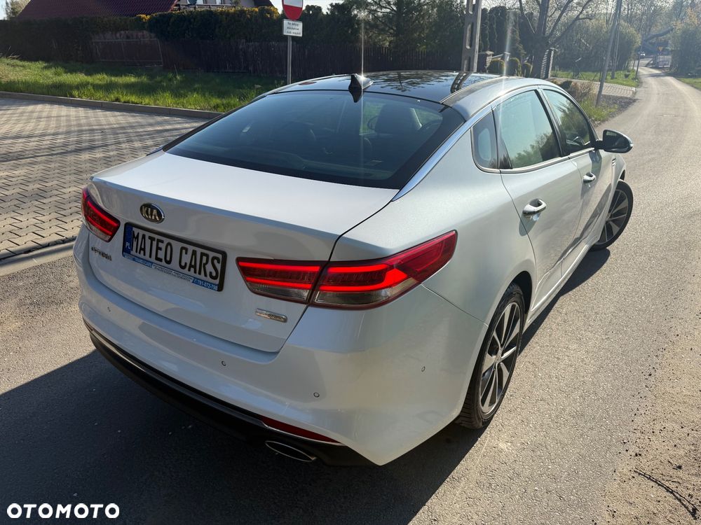 Kia Optima 1.7 CRDI L DCT - 32