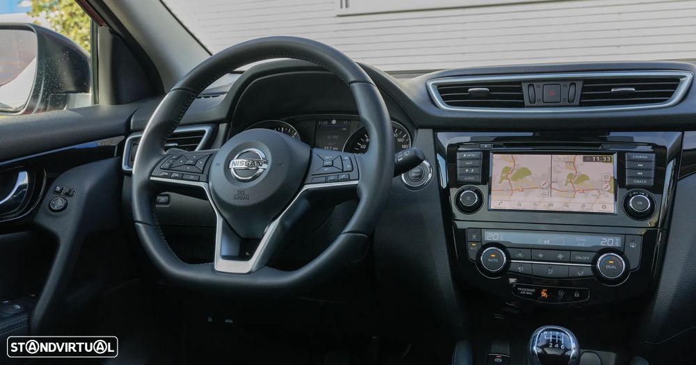 Nissan Qashqai 1.3 DIG-T N-Connecta J18 - 31