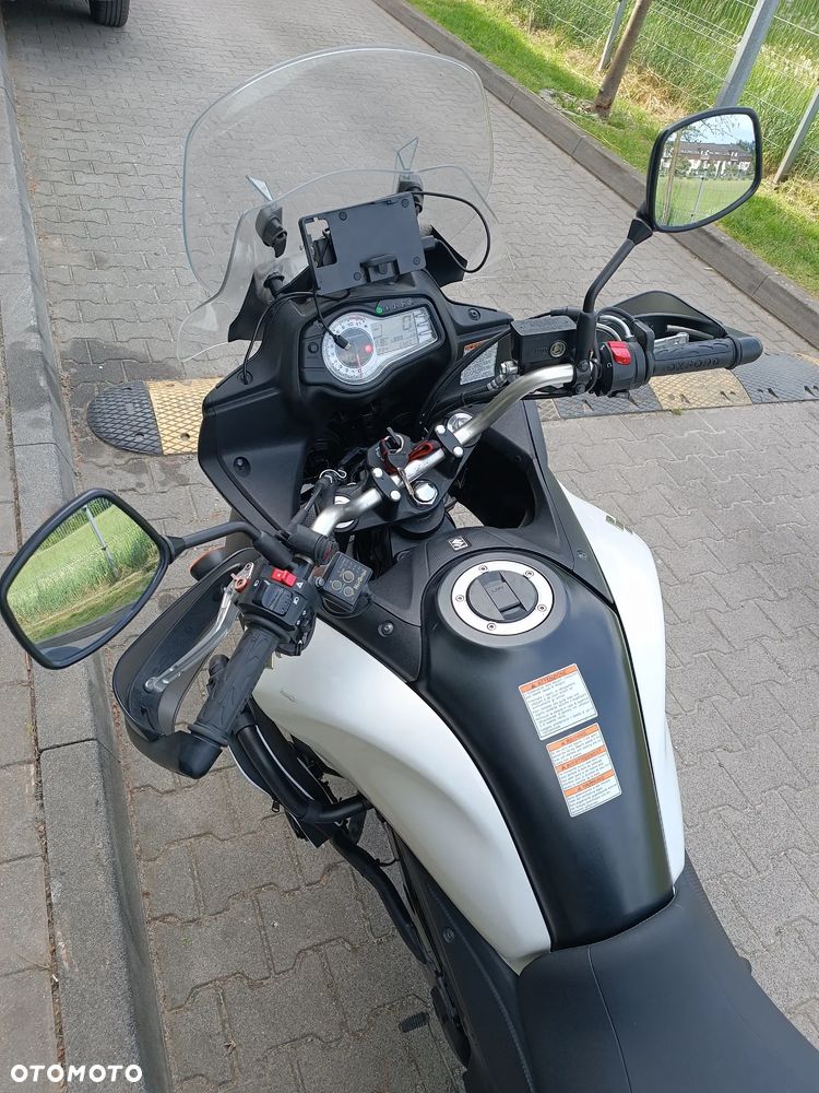 Suzuki V-STROM - 4